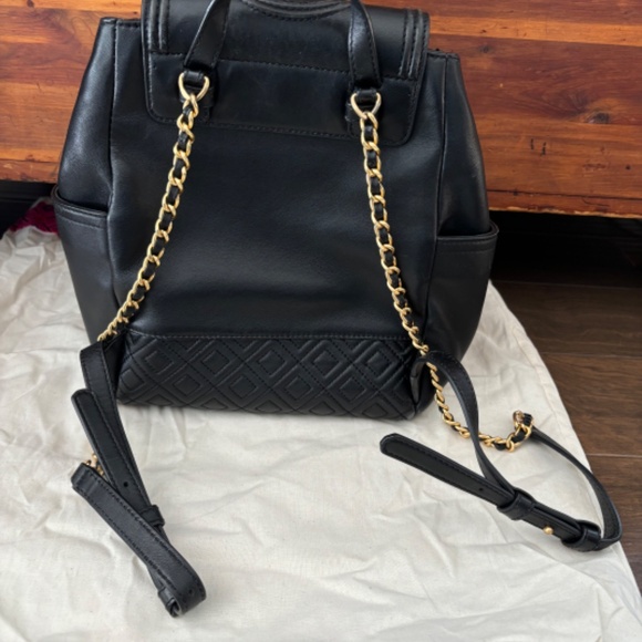 Tory Burch Black Quilted Leather Fleming Drawstring Backpack main image 4